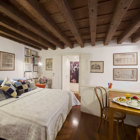 大运河皮萨尼宫酒店 4* 威尼斯