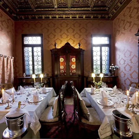 招待所 大运河皮萨尼宫酒店 威尼斯