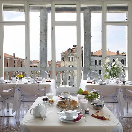 招待所 大运河皮萨尼宫酒店 威尼斯