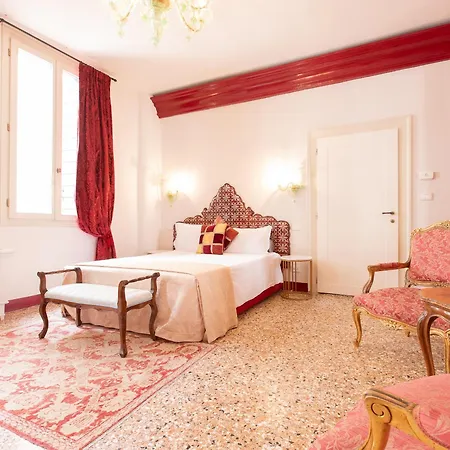 Palazzetto Pisani Grand Canal Pensión 4*