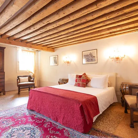 Pensión Palazzetto Pisani Grand Canal 4*