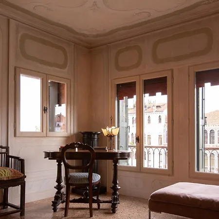 Palazzetto Pisani Grand Canal Pensión 4*