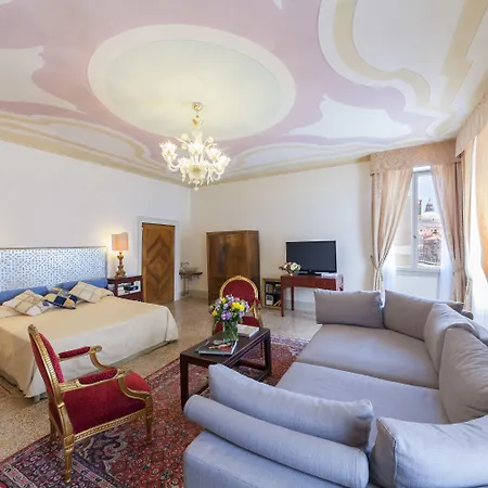 Palazzetto Pisani Grand Canal בית הארחה ונציה