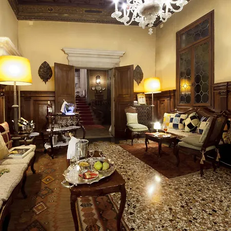 Palazzetto Pisani Grand Canal 4* ונציה