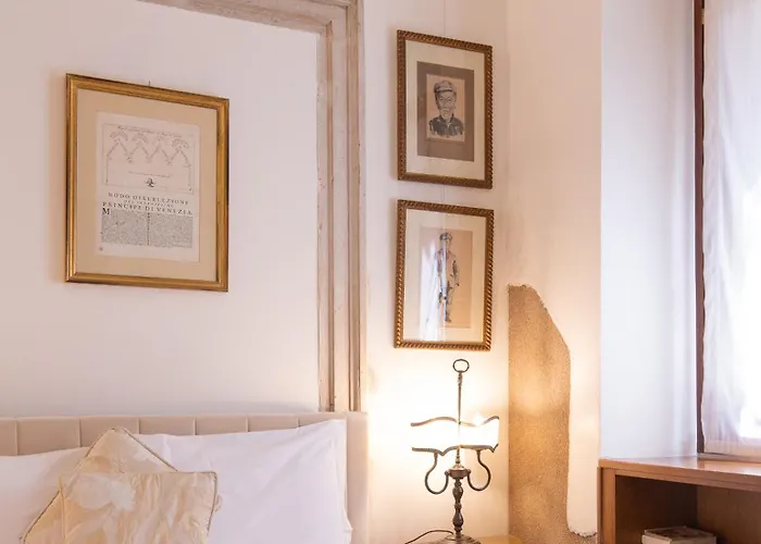 Gæstehus Palazzetto Pisani Grand Canal 4*