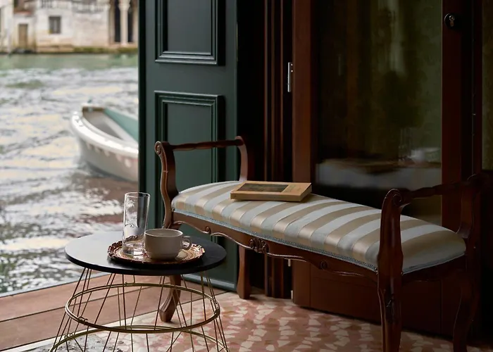 Palazzetto Pisani Grand Canal Velence