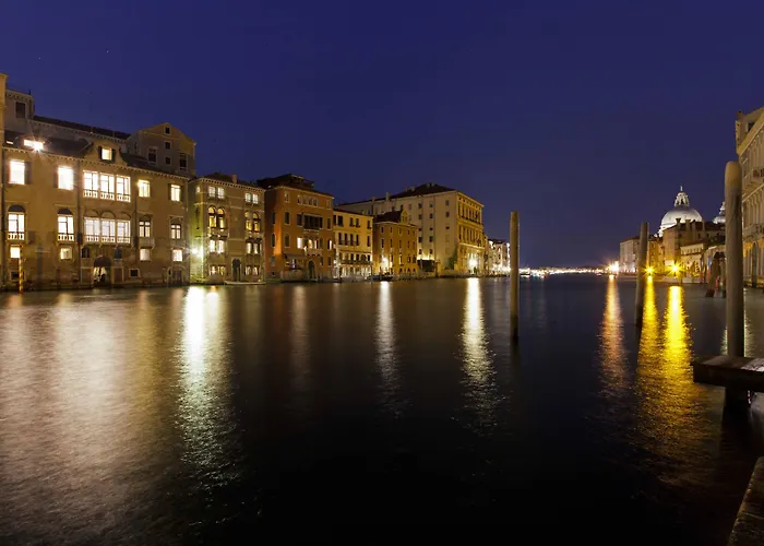 Vendégház Palazzetto Pisani Grand Canal Velence