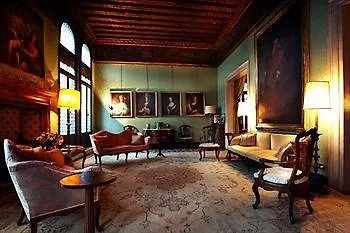 Vendégház Palazzetto Pisani Grand Canal